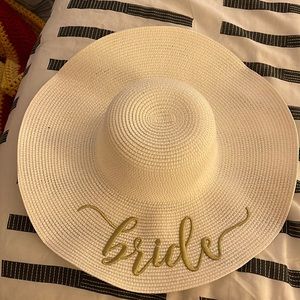 Bride Beach Hat